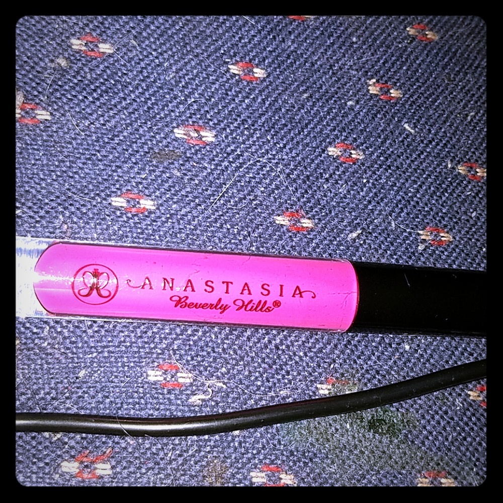 Anastasia Beverly Hills Lipgloss in Barbie Pink